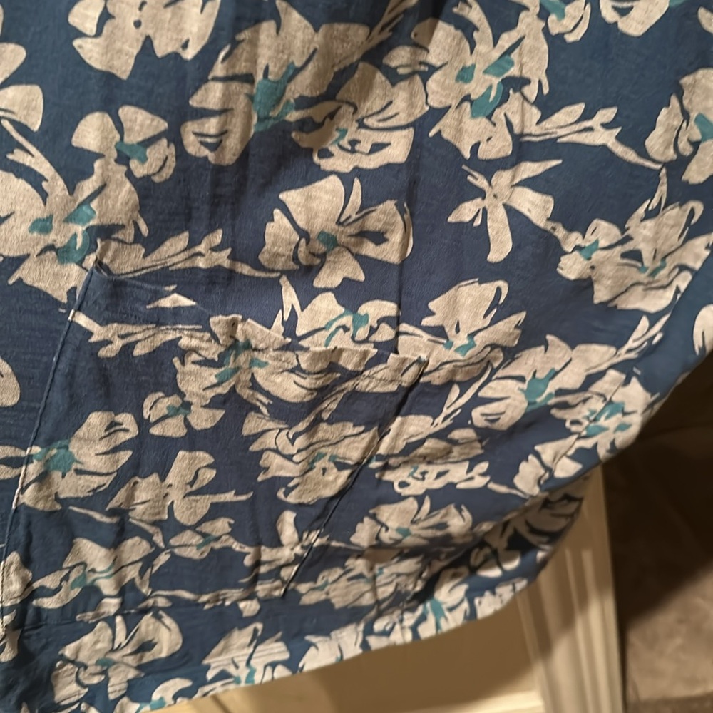 Short Kimono Style Robe - Picture 2 of 5